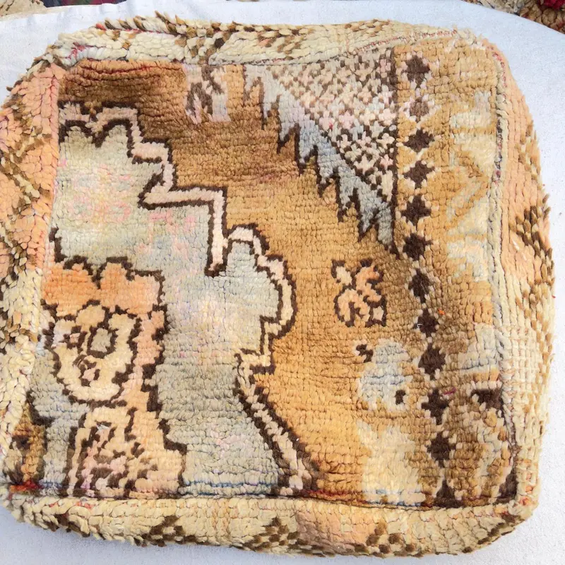Moroccan pouf