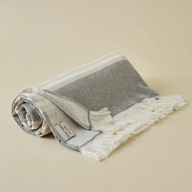 Schwarz gestreifte Fouta